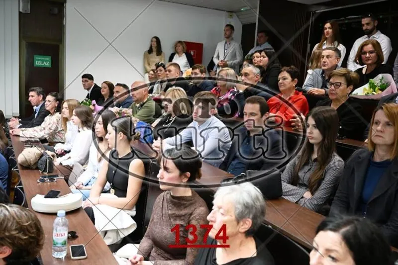 12:00h 3 - FotoKurti