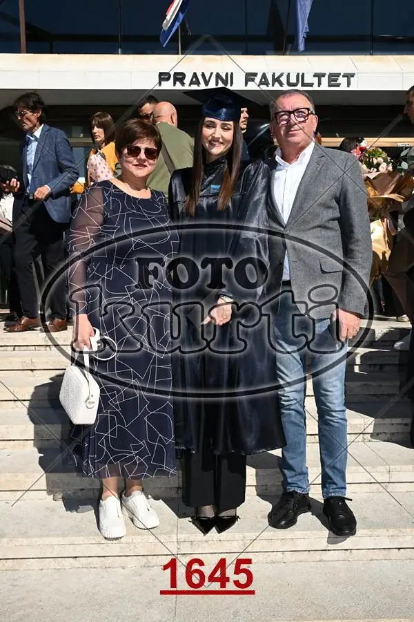 12:00h 10 - FotoKurti