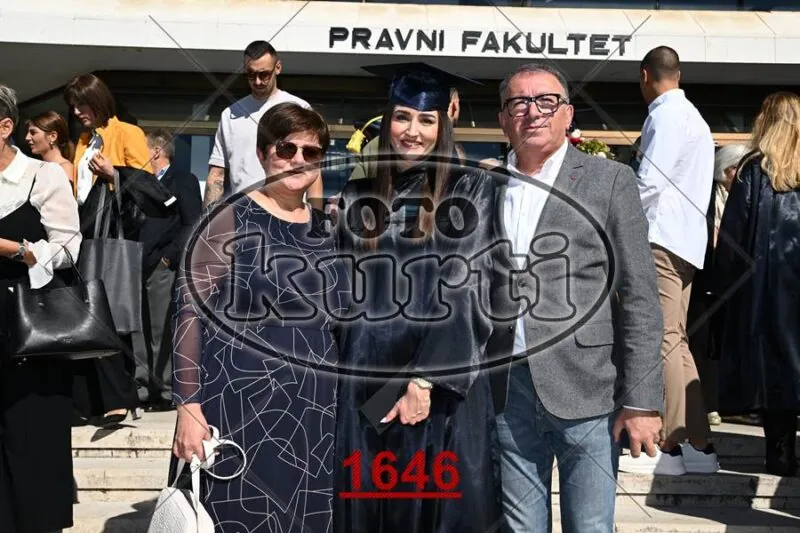 12:00h 11 - FotoKurti