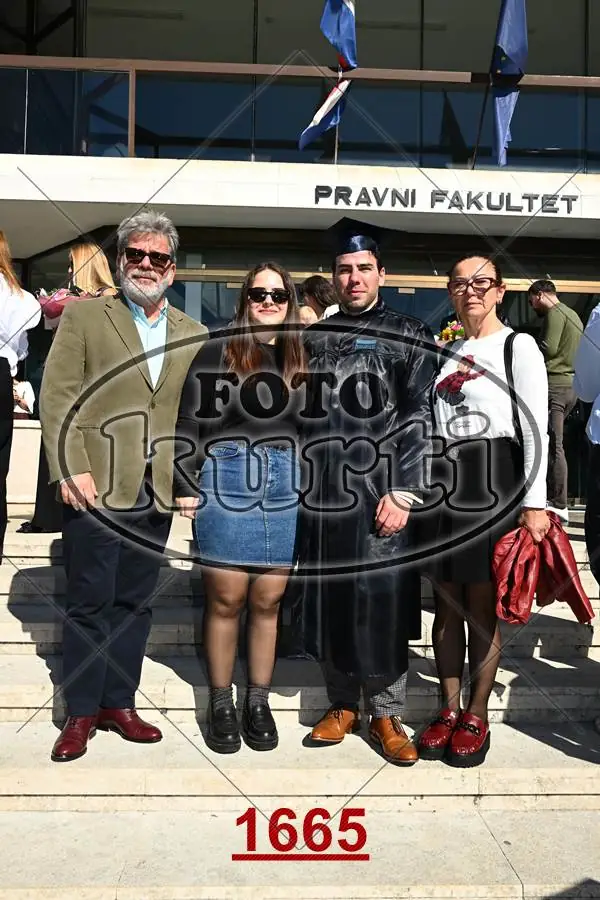 12:00h 6 - FotoKurti