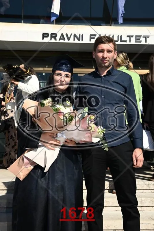 12:00h 7 - FotoKurti