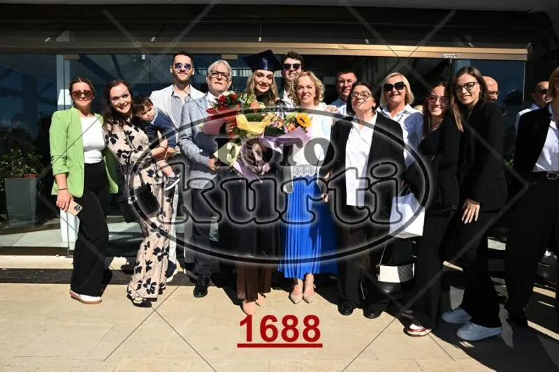 12:00h 5 - FotoKurti