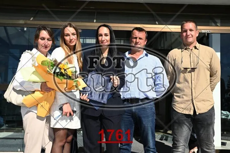 12:00h 6 - FotoKurti