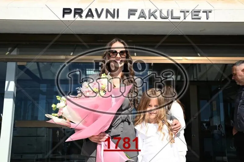 12:00h 2 - FotoKurti