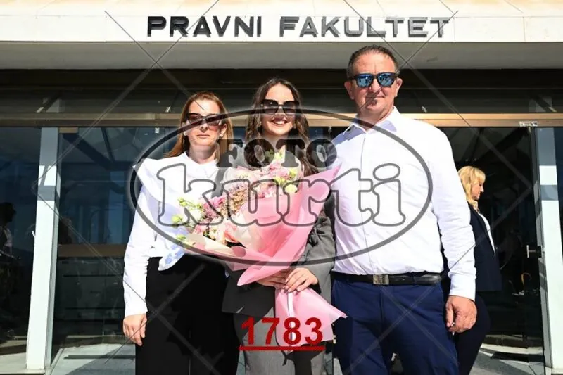 12:00h 4 - FotoKurti