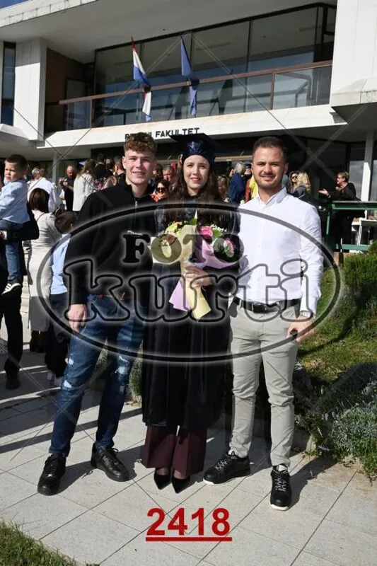 14:00h 11 - FotoKurti