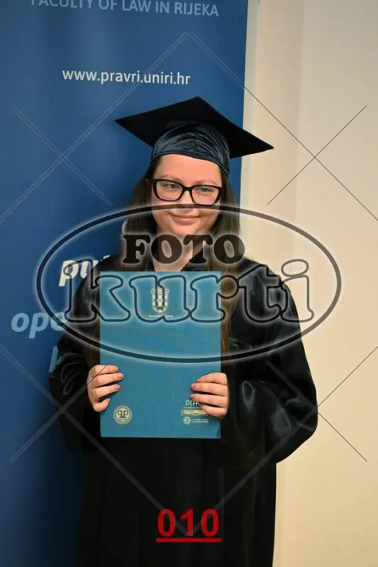 12:00 10 - FotoKurti