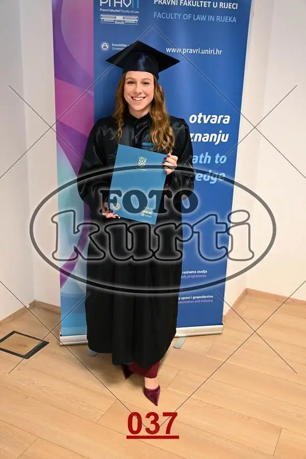 12:00 1 - FotoKurti