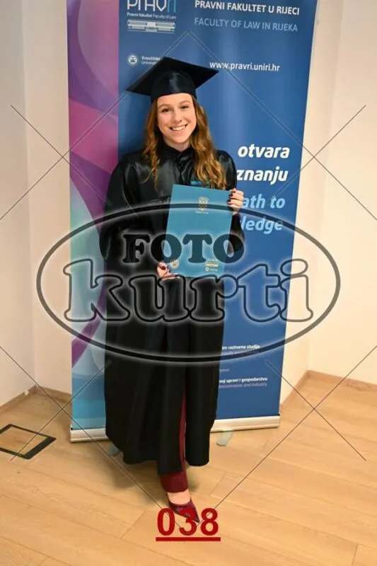 12:00 2 - FotoKurti