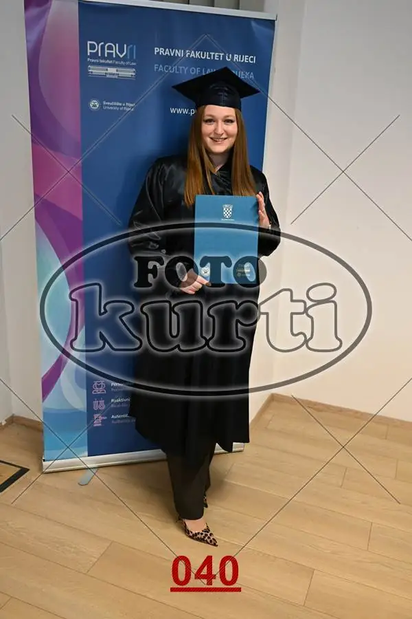 12:00 4 - FotoKurti