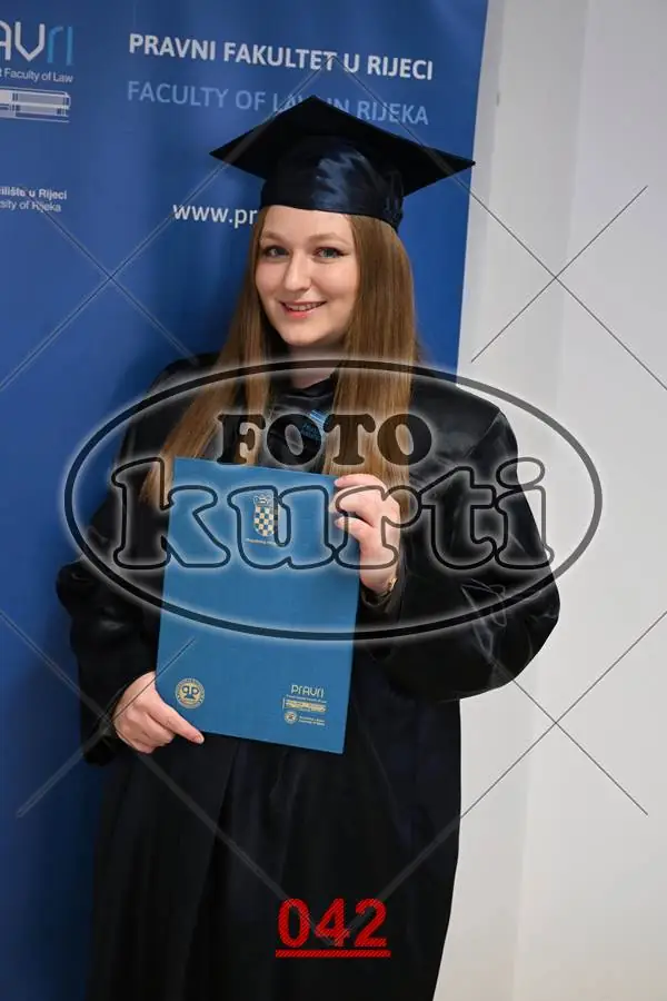 12:00 6 - FotoKurti