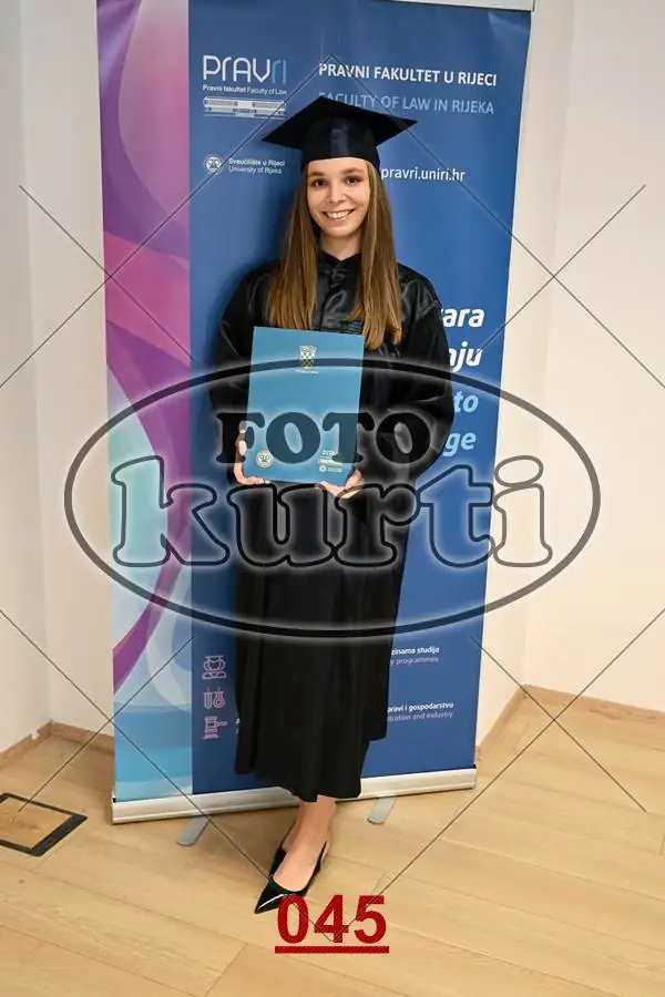 12:00 9 - FotoKurti