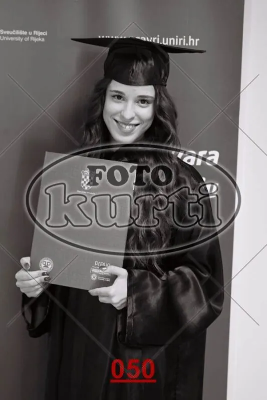 12:00 2 - FotoKurti