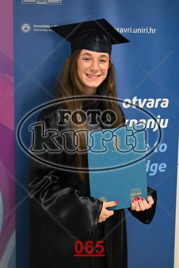 12:00 5 - FotoKurti