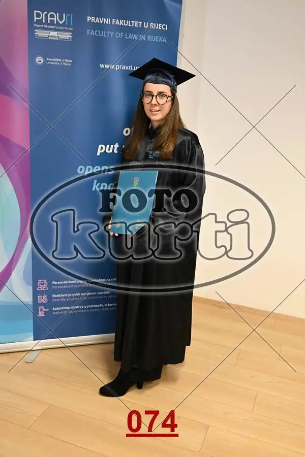 12:00 2 - FotoKurti