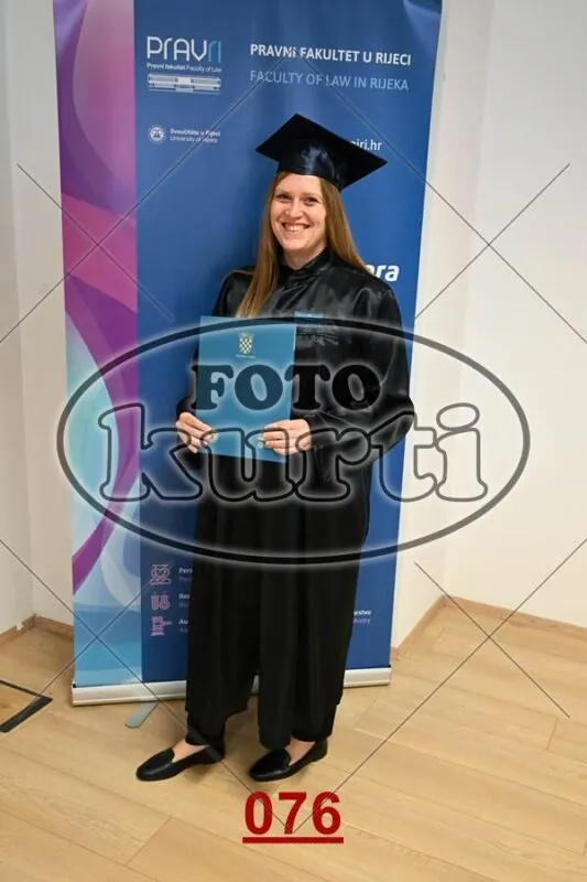 12:00 4 - FotoKurti