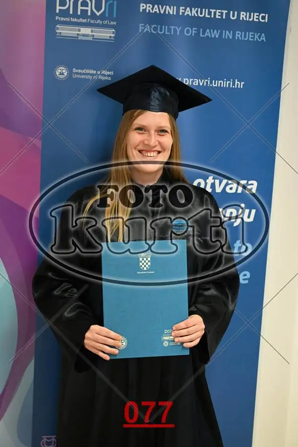 12:00 5 - FotoKurti