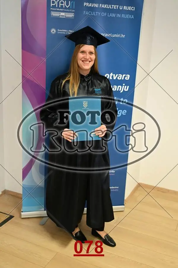 12:00 6 - FotoKurti