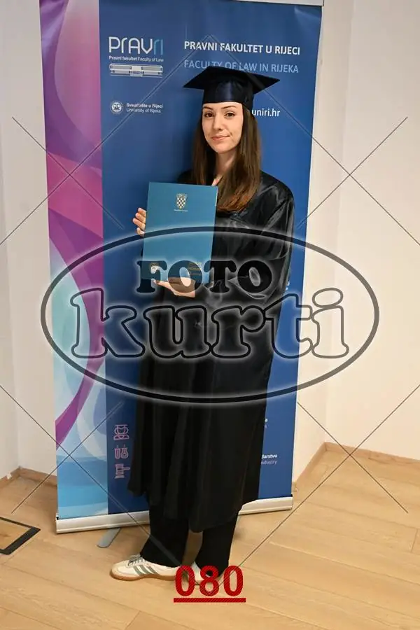 12:00 8 - FotoKurti