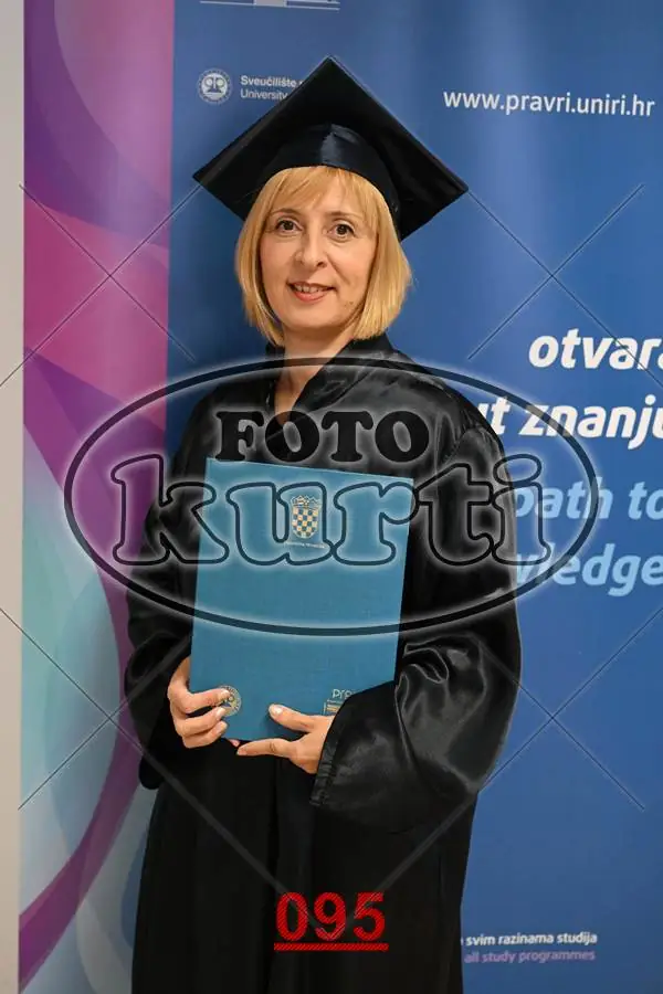 12:00 11 - FotoKurti