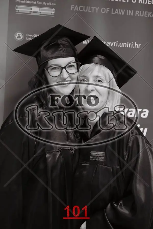 12:00 5 - FotoKurti
