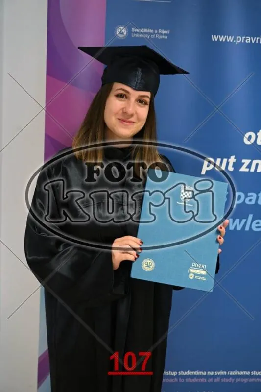 12:00 11 - FotoKurti