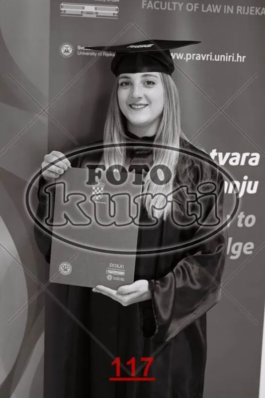 12:00 9 - FotoKurti