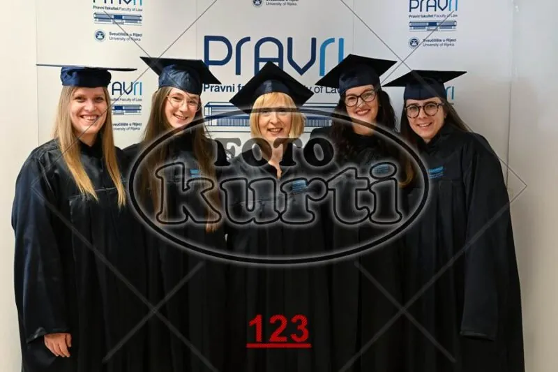 12:00 3 - FotoKurti