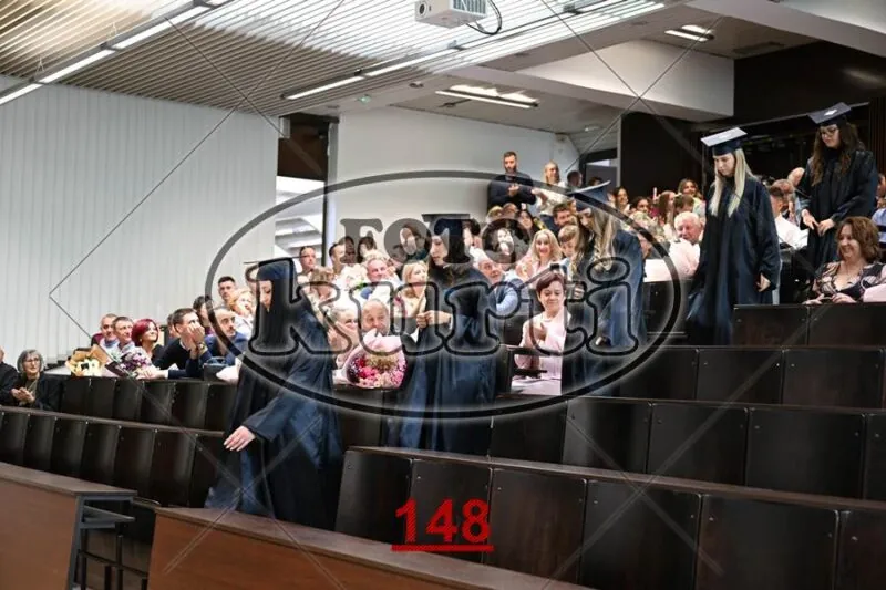 12:00 4 - FotoKurti