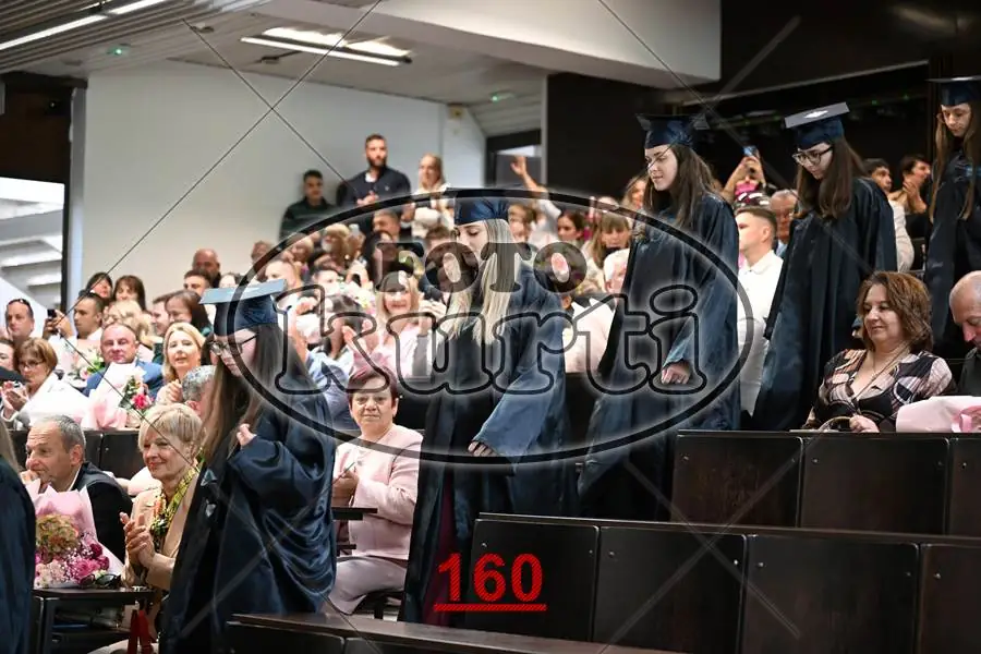 12:00 4 - FotoKurti