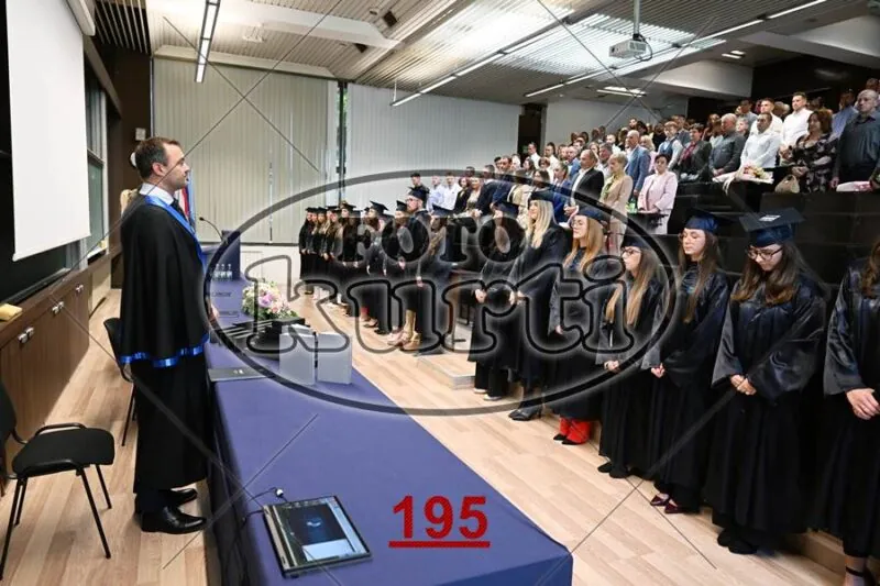 12:00 3 - FotoKurti