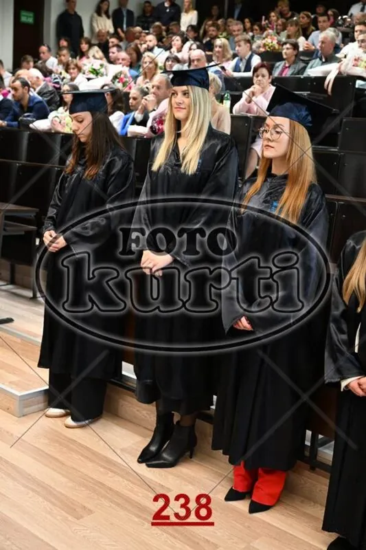 12:00 10 - FotoKurti