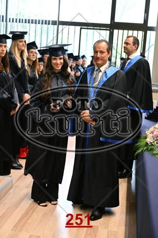 12:00 11 - FotoKurti