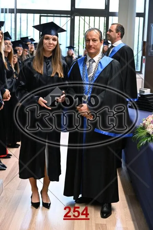 12:00 2 - FotoKurti