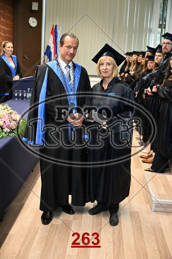 12:00 11 - FotoKurti