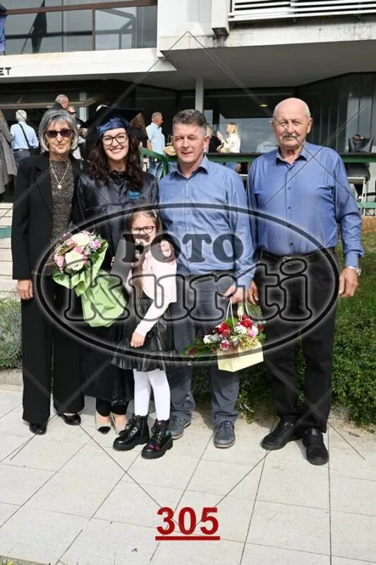 12:00 5 - FotoKurti