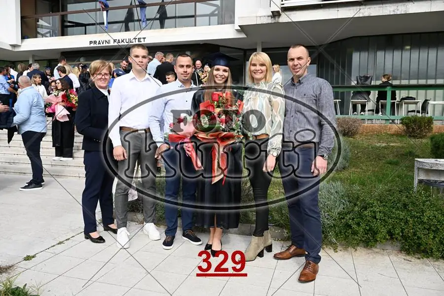 12:00 5 - FotoKurti