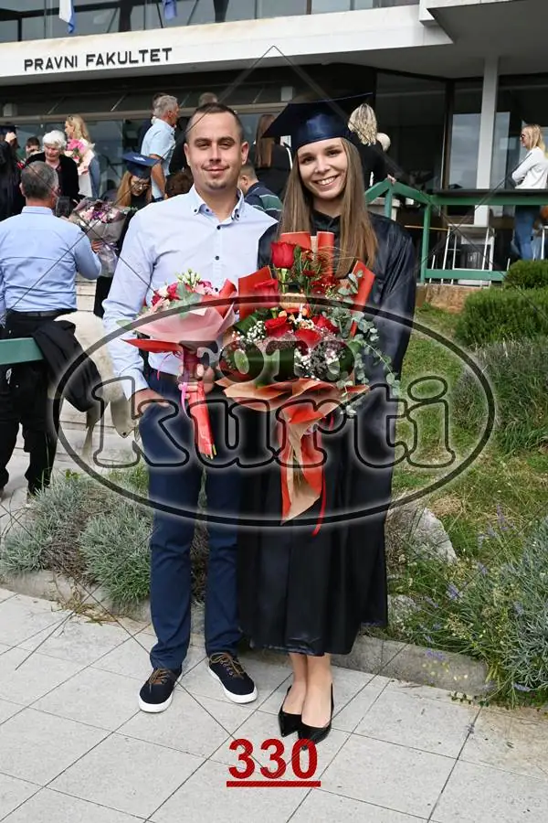 12:00 6 - FotoKurti