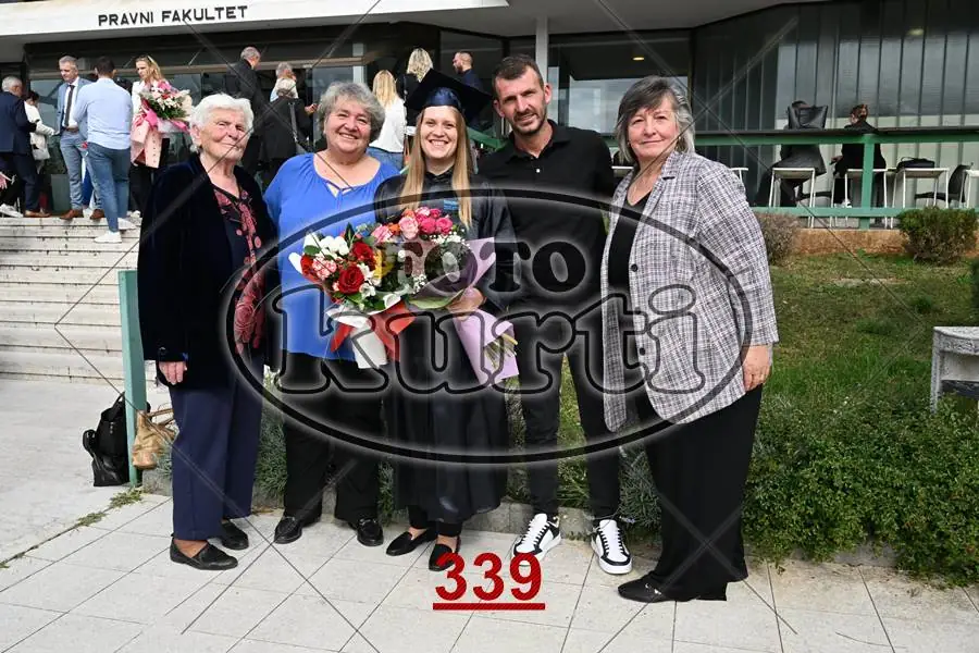 12:00 3 - FotoKurti