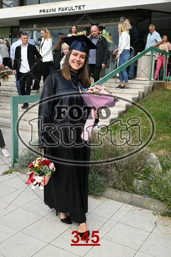 12:00 9 - FotoKurti
