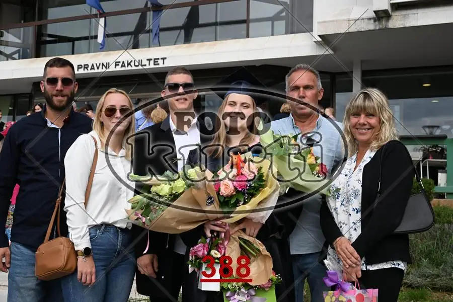 12:00 4 - FotoKurti