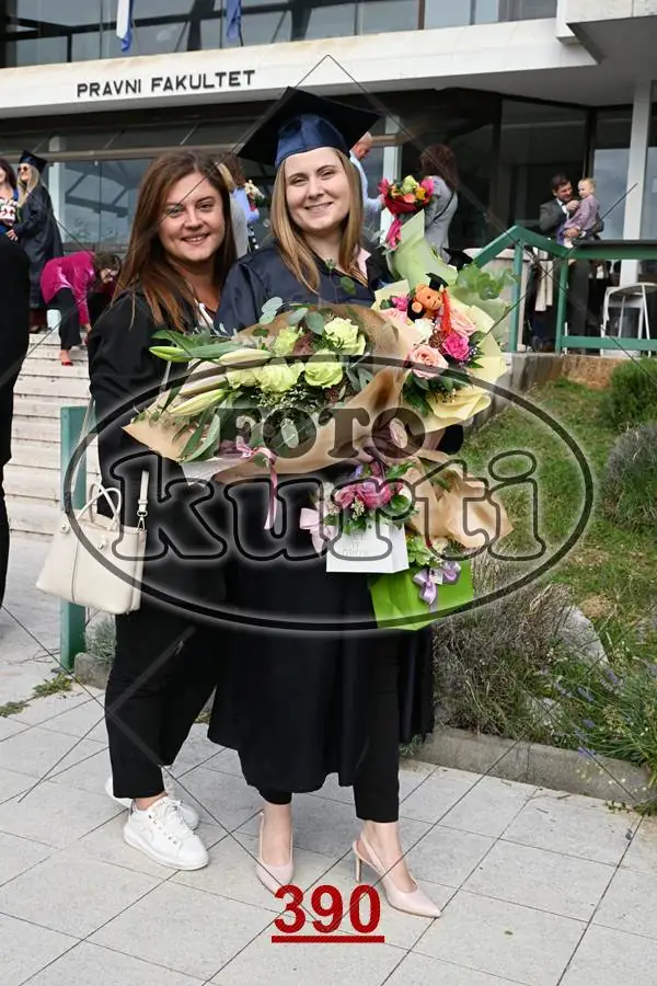 12:00 6 - FotoKurti
