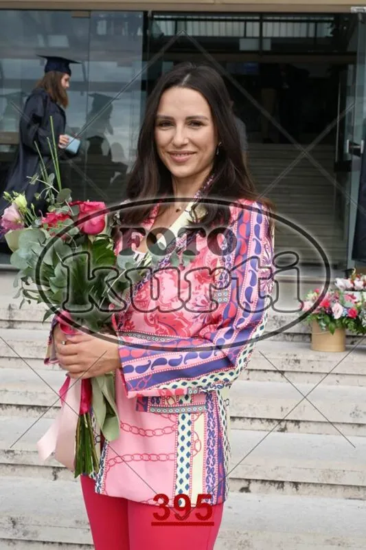 12:00 11 - FotoKurti