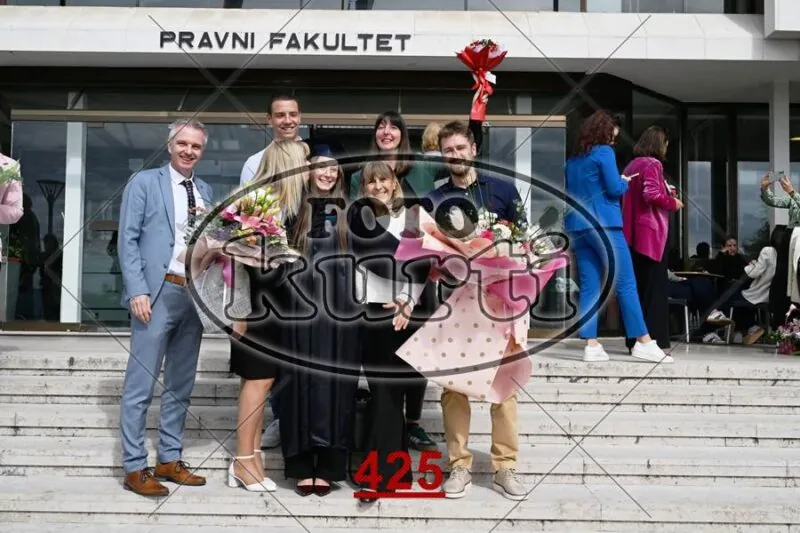 12:00 5 - FotoKurti