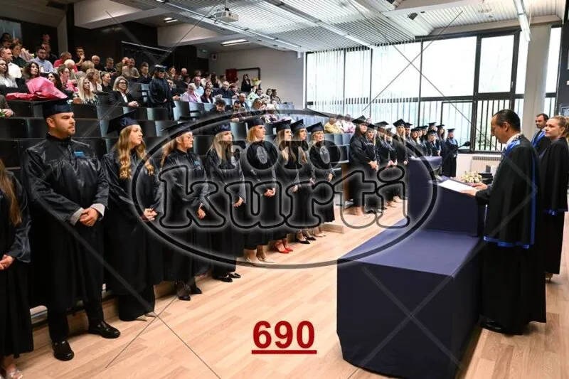 14:00 11 - FotoKurti