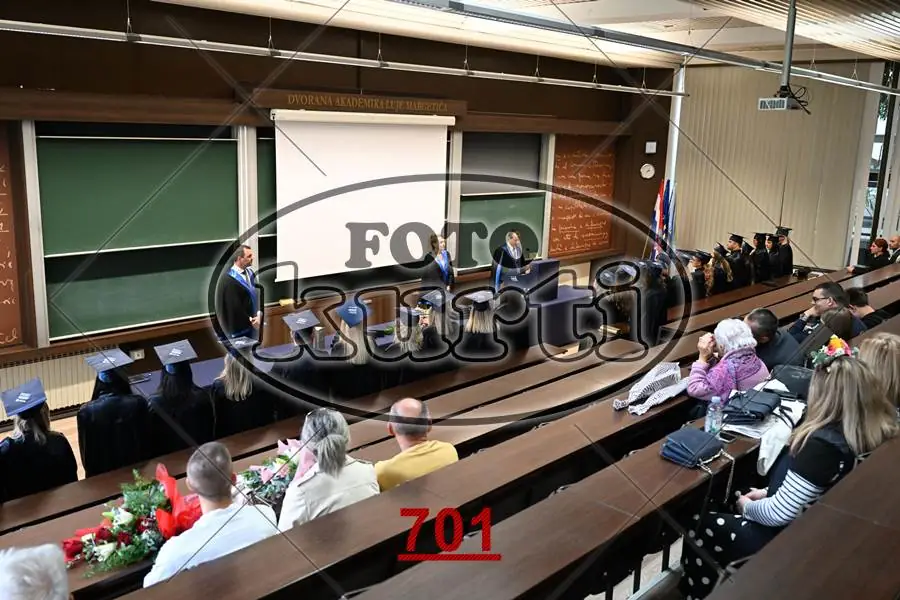 14:00 10 - FotoKurti