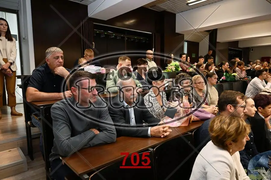 14:00 2 - FotoKurti