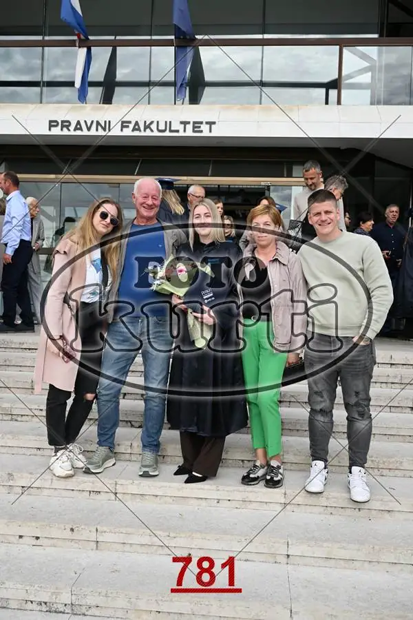 14:00 6 - FotoKurti