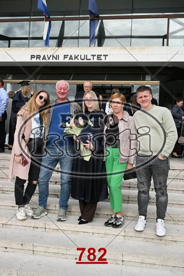 14:00 7 - FotoKurti