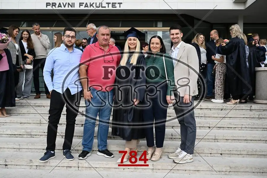 14:00 9 - FotoKurti